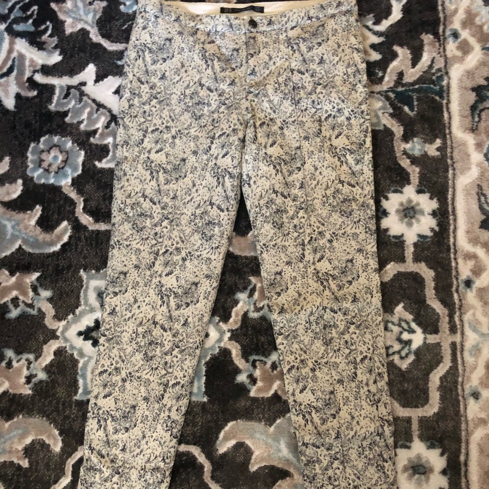 Cropped pants